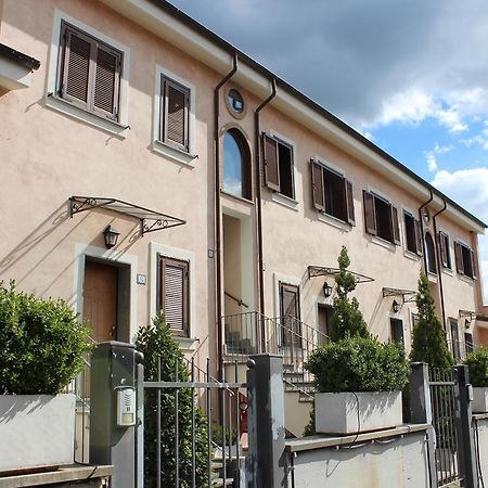 Il Casaletto Dei Ludi Aparthotel Aranova Buitenkant foto