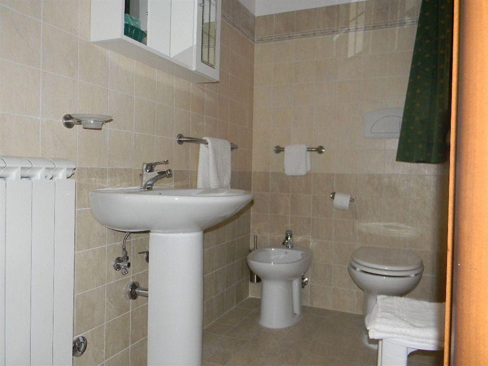Il Casaletto Dei Ludi Aparthotel Aranova Buitenkant foto