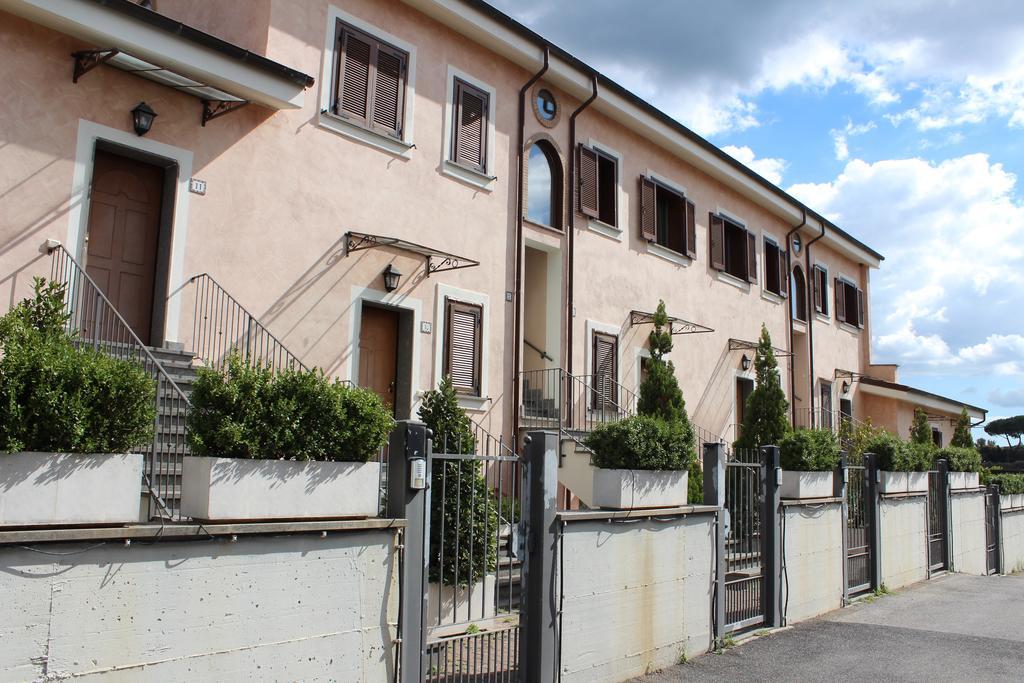Il Casaletto Dei Ludi Aparthotel Aranova Buitenkant foto