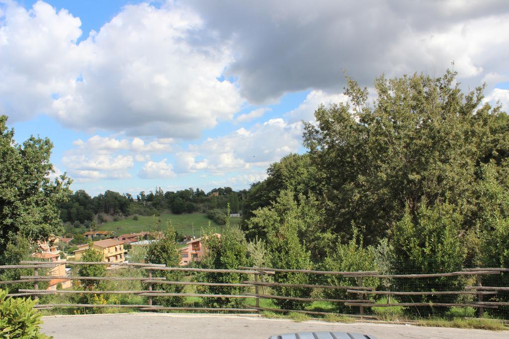 Il Casaletto Dei Ludi Aparthotel Aranova Buitenkant foto