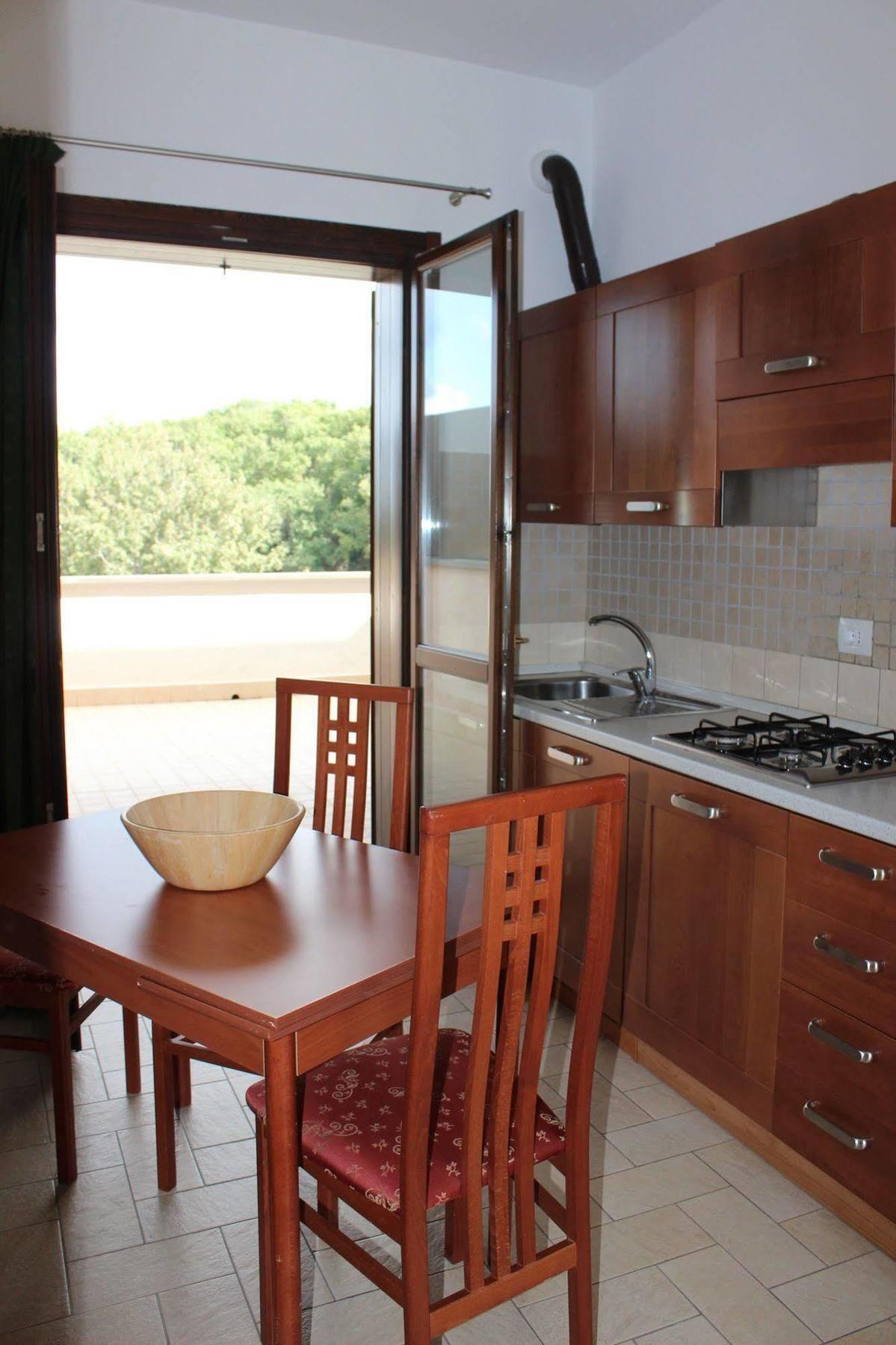 Il Casaletto Dei Ludi Aparthotel Aranova Buitenkant foto