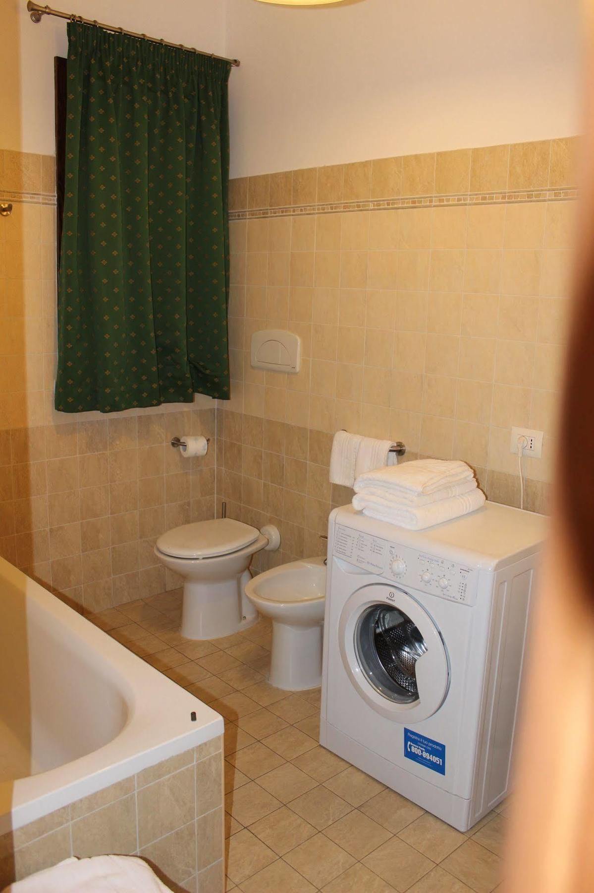Il Casaletto Dei Ludi Aparthotel Aranova Buitenkant foto